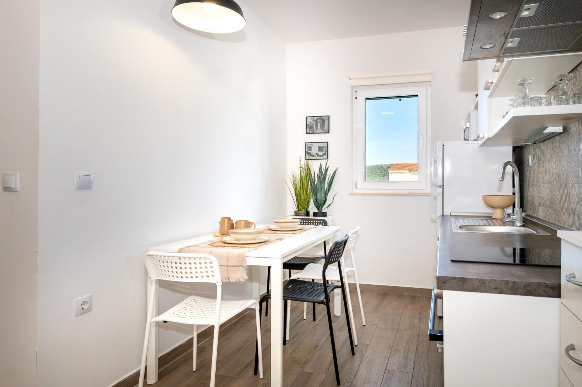 Ojra New Apartment With Seaview Шибеник Экстерьер фото